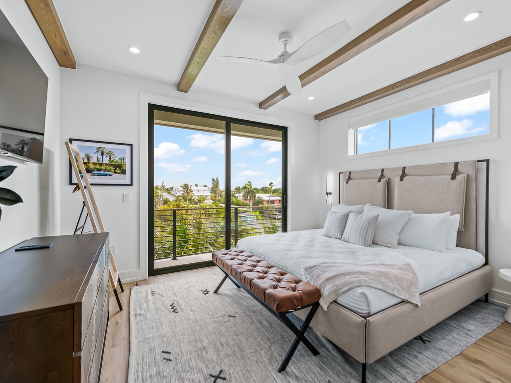 Primary Bedroom - King