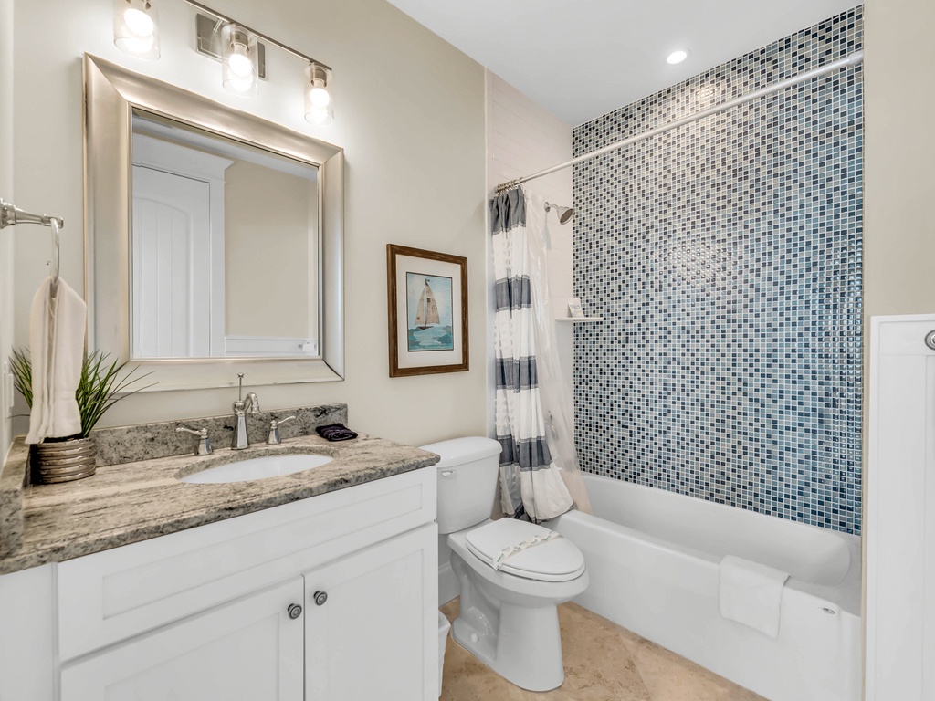 Second Bathroom, Ensuite