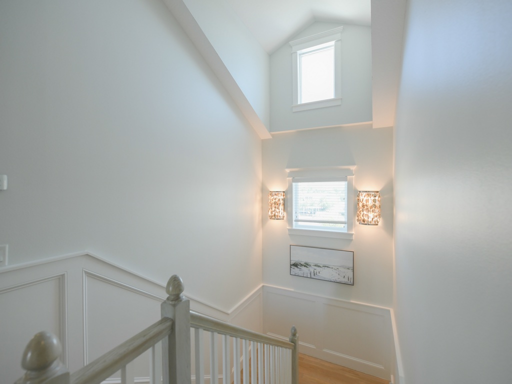 Serenity Beach - AMI Locals