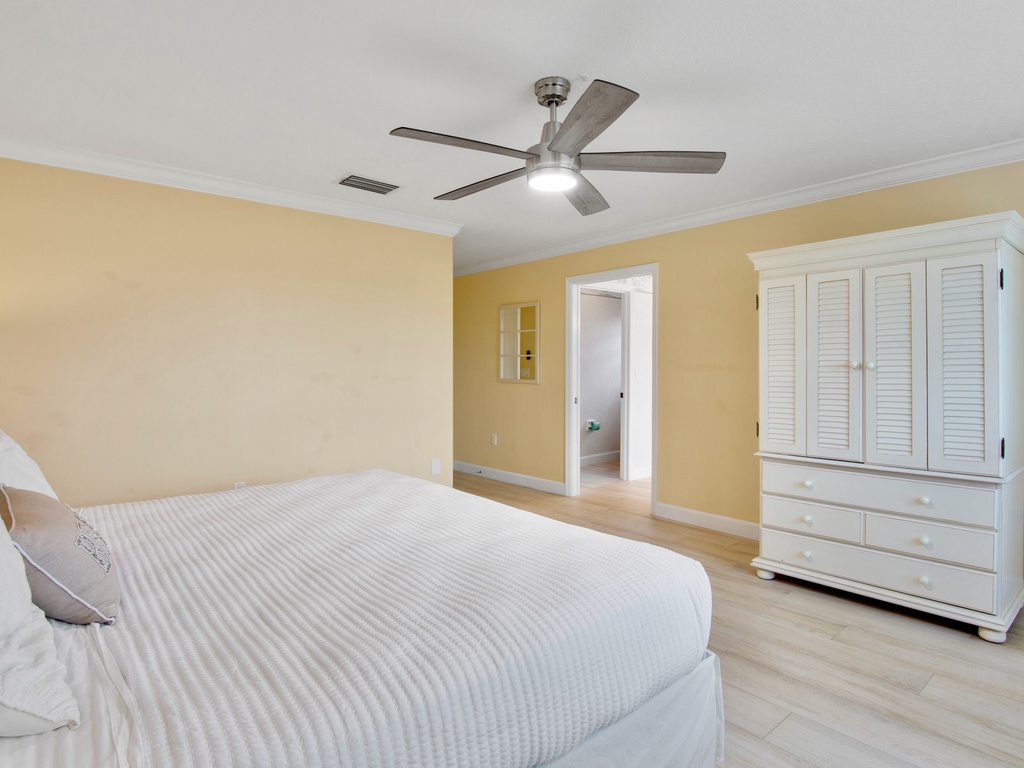 Primary Bedroom - King