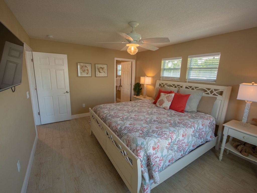 Primary Bedroom - King