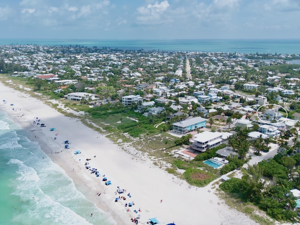 Aerial View - La Dolce Vita by AMI Locals