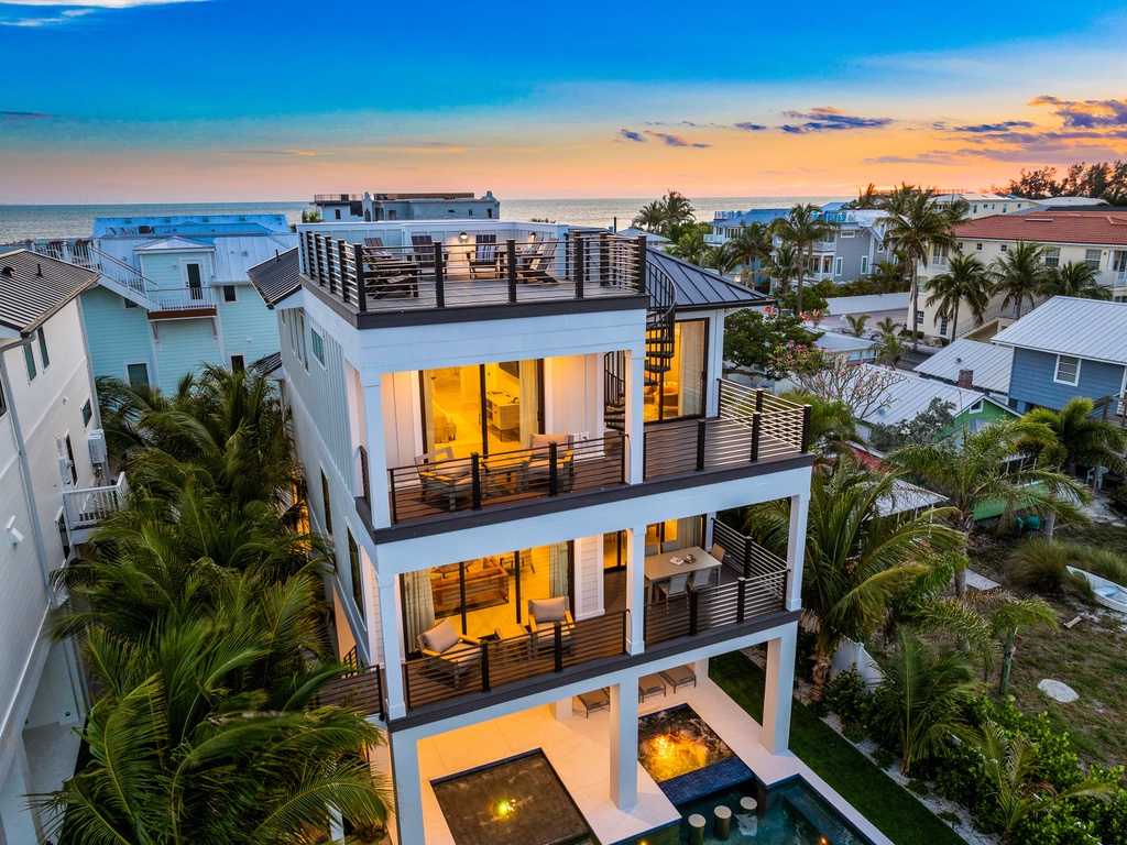 Peaceful Setting, Well-Connected Spot