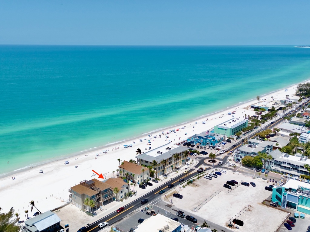 Beachfront Condo - Capri Condo A by Anna Maria Vacations