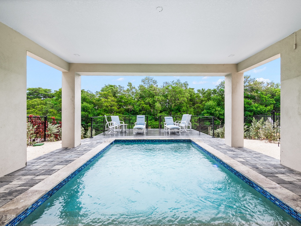 Coastal Escape at Hunter's Point