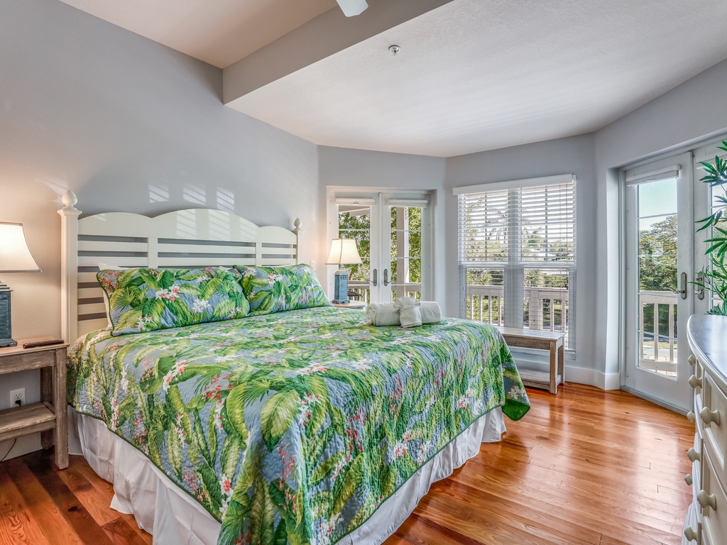 Secondary Bedroom - King