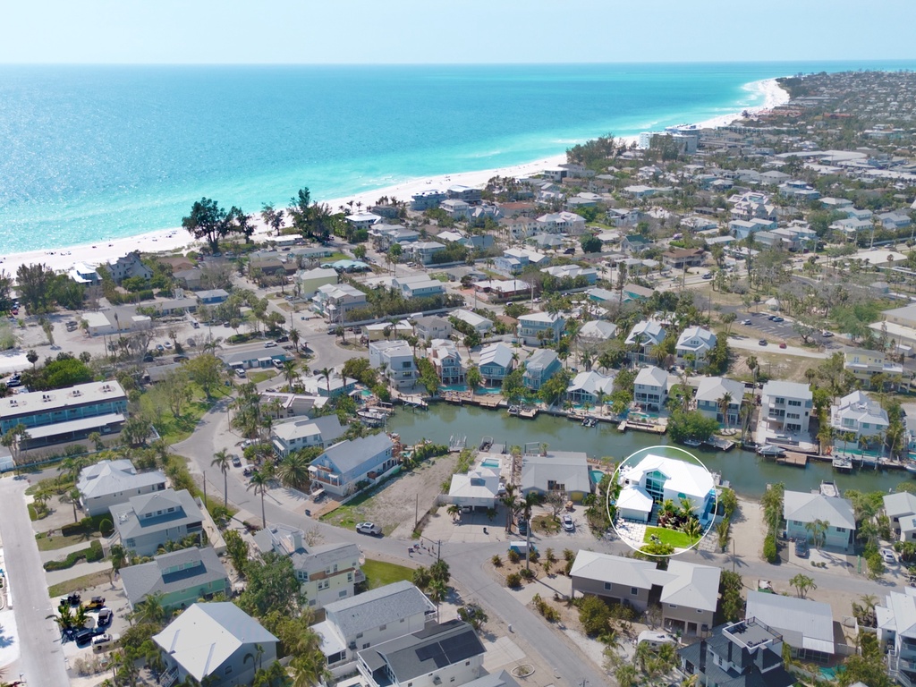 Island Life Villa by AMI Locals