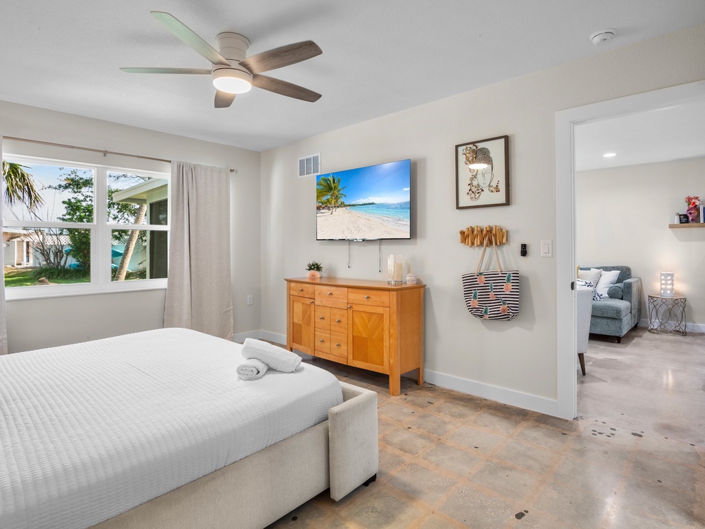 Primary Bedroom, King