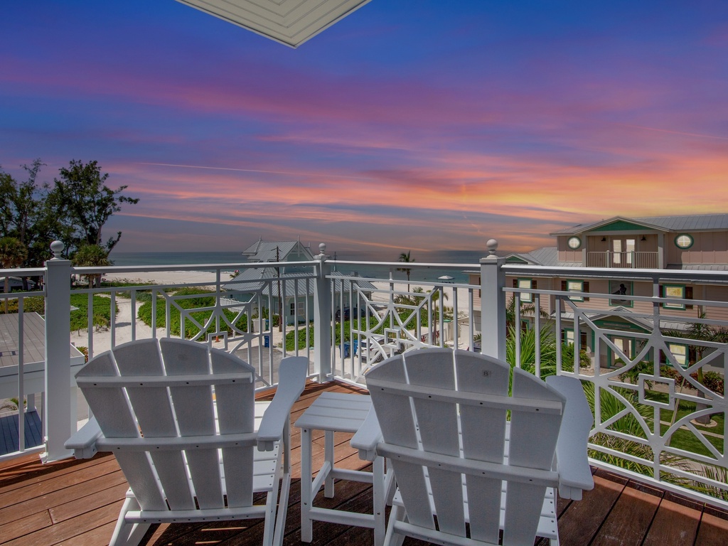 Primary Bedroom, Balcony
