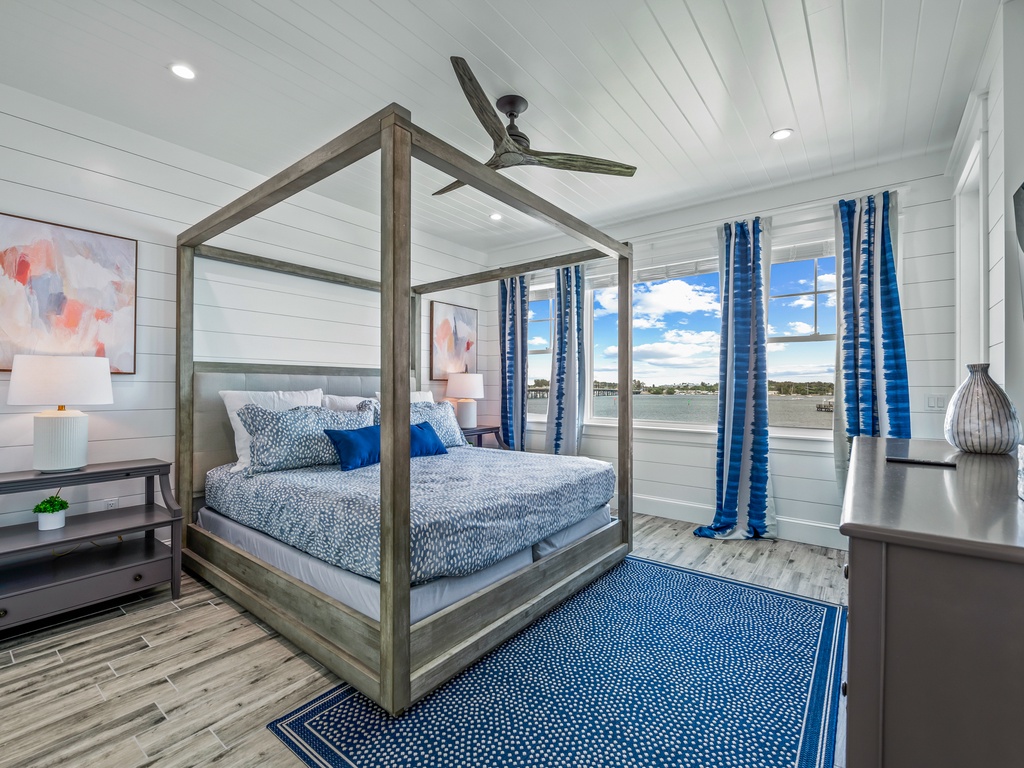 Primary Bedroom - King