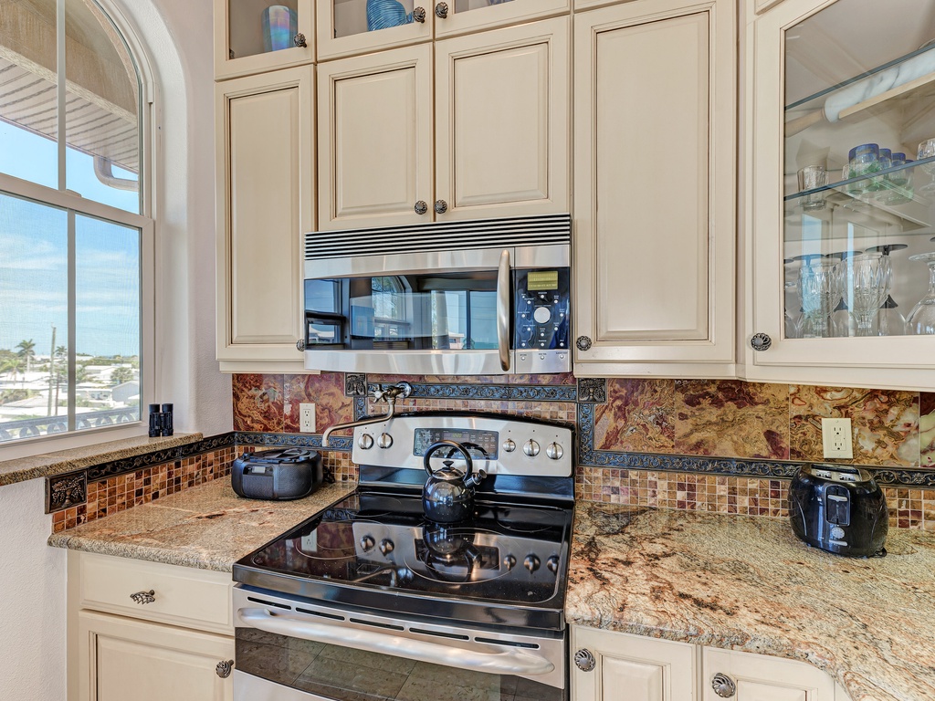 Second Kitchen
