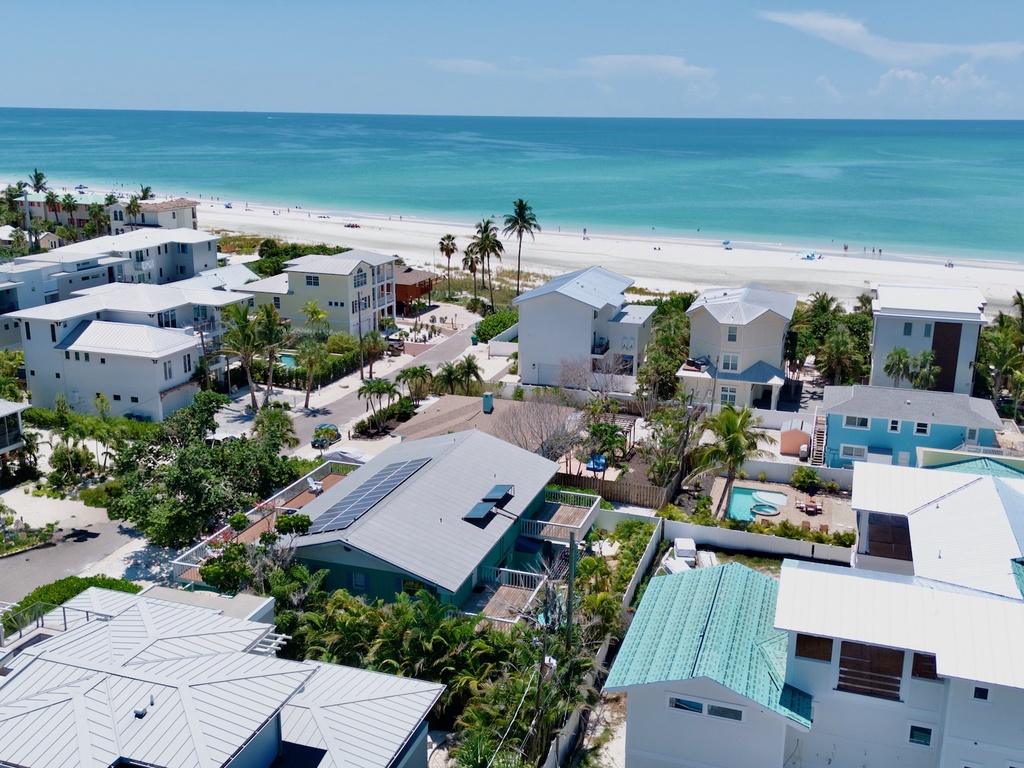 Close walk to the shoreline
