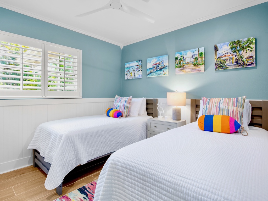 Fourth Bedroom - Two Twin Beds