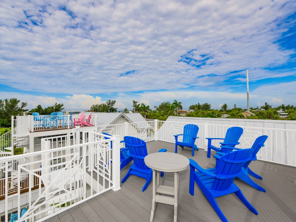 Rooftop Deck, Montego Bay - AMI Locals