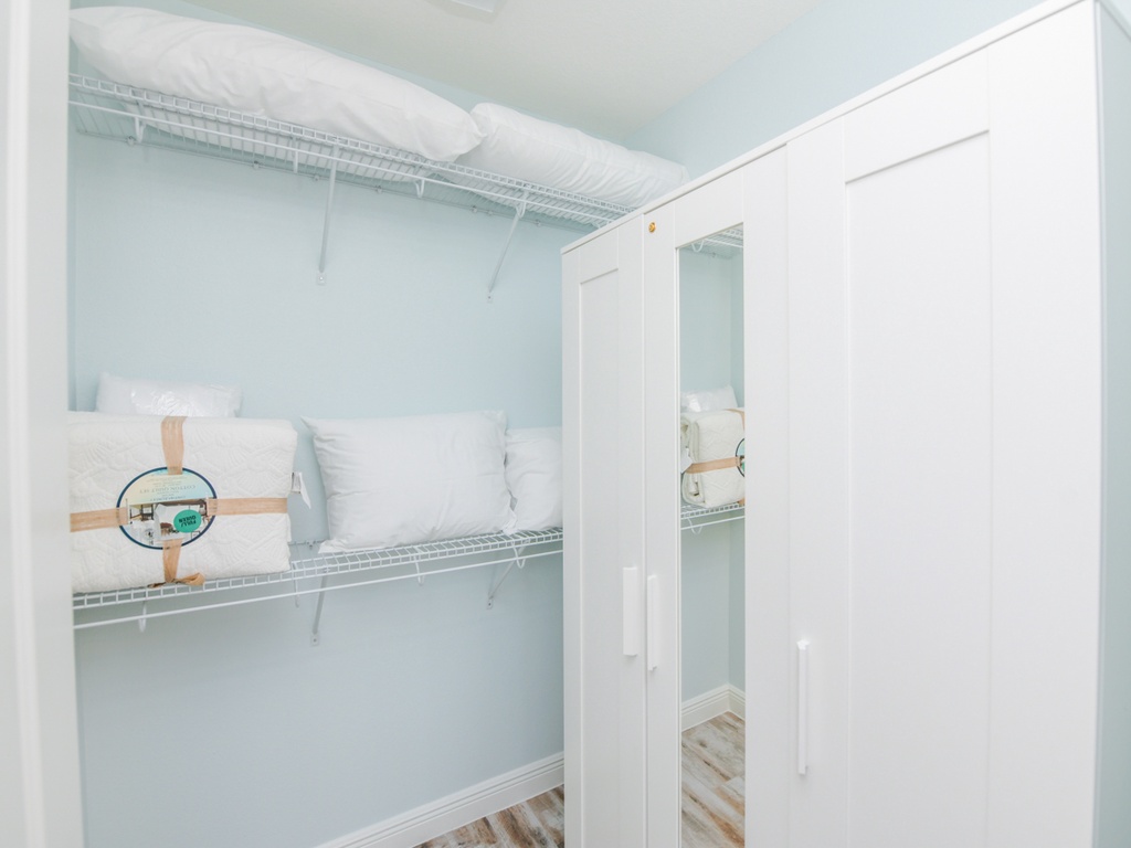 Primary Bedroom, Closet