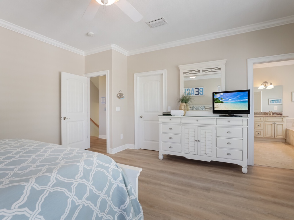 Primary Bedroom - King