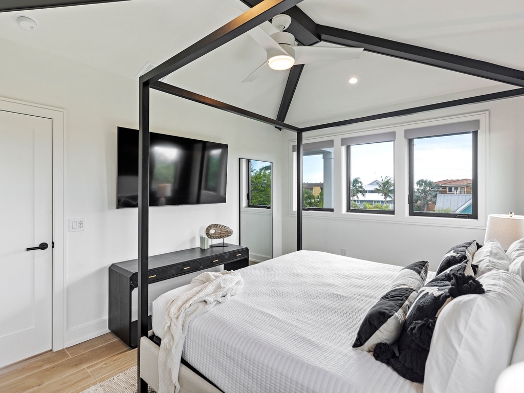 Fourth Bedroom - King