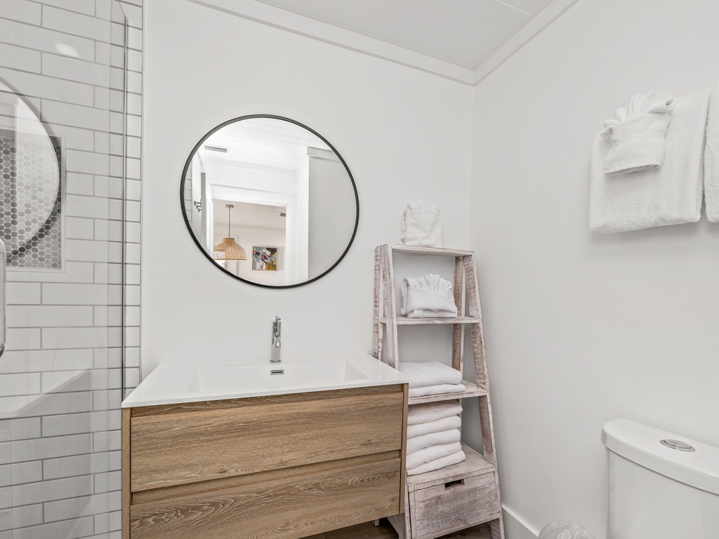 Low Tide - AMI Locals