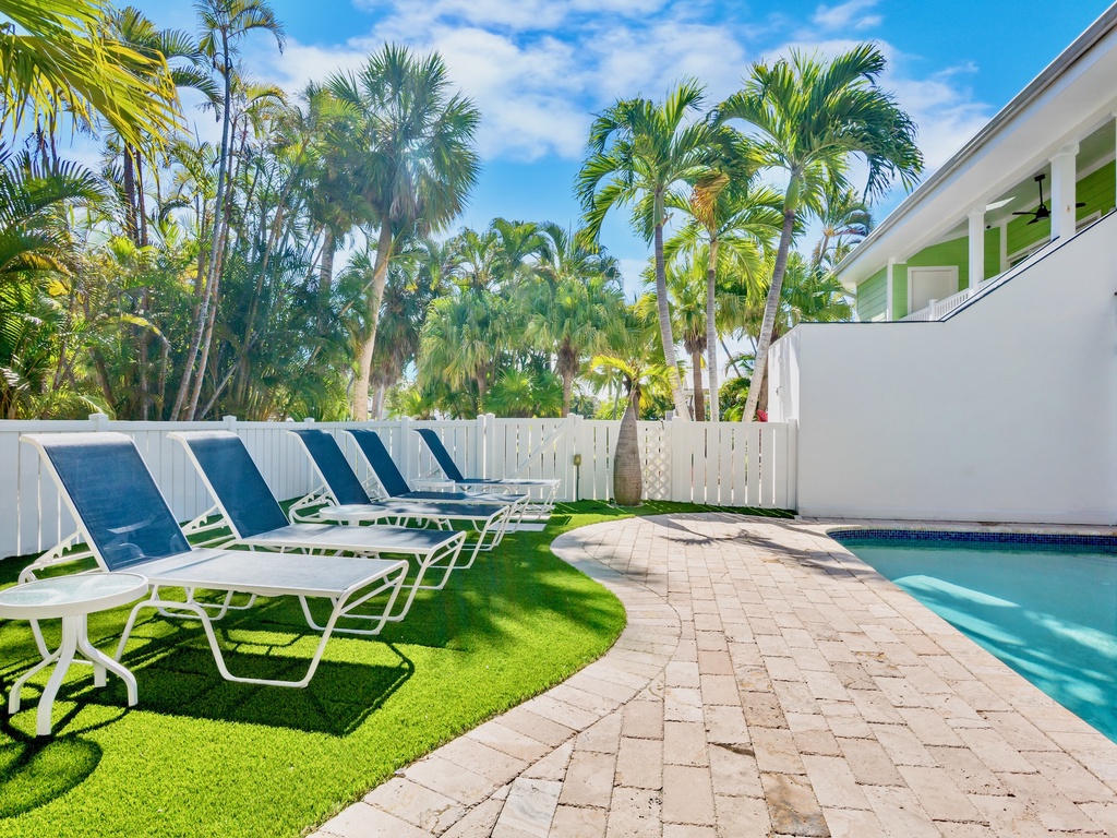 Poolside Loungers