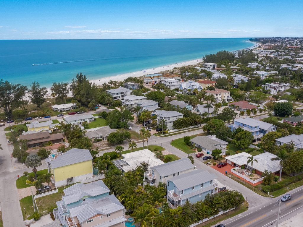 Perfect location near the beach