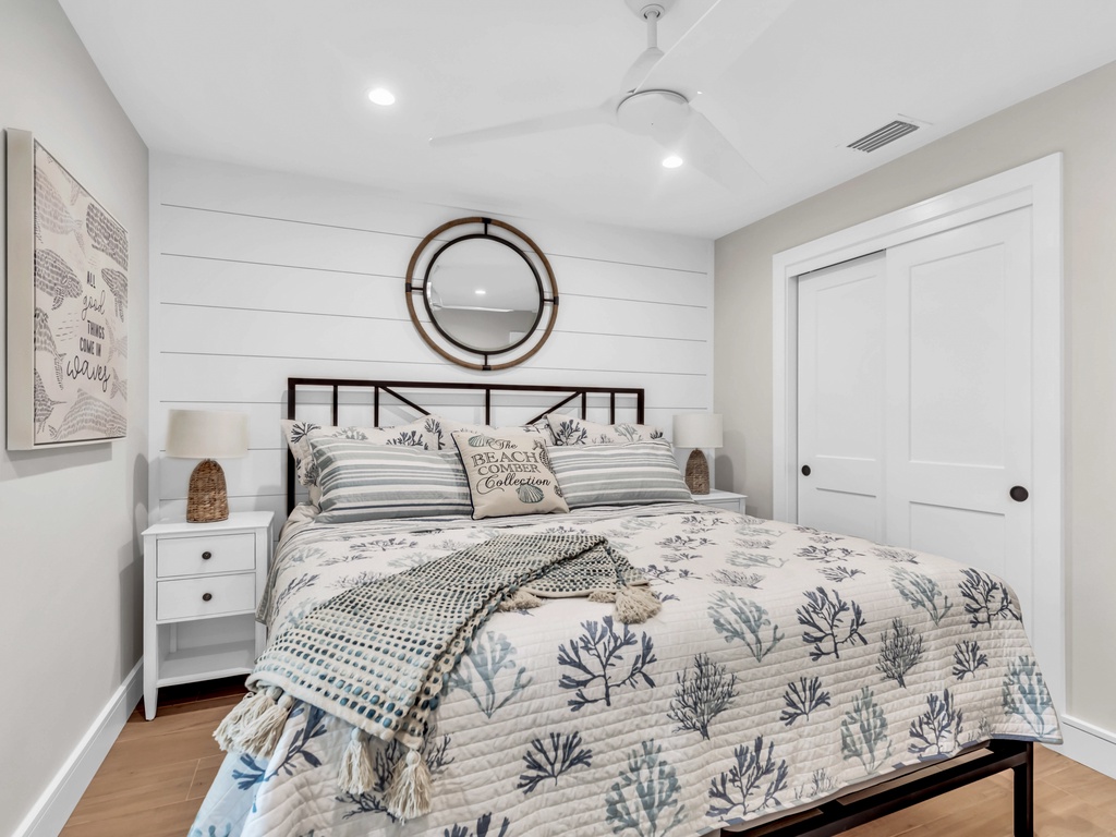 Second Bedroom - King