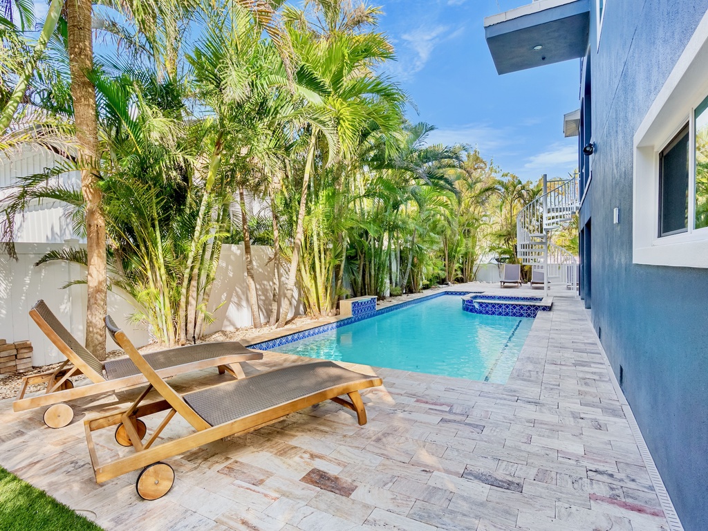 Private Pool and Spa