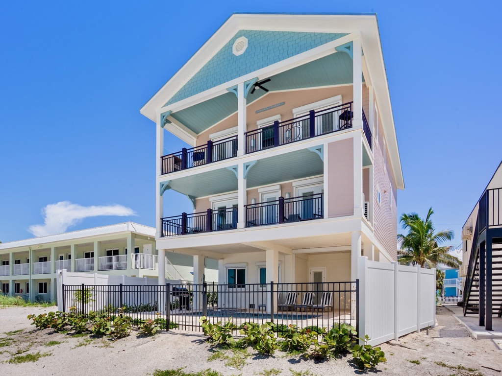 Tarpon Lookout by Anna Maria Island Accommodations