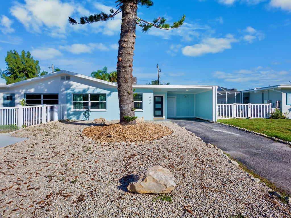 Charming front exterior