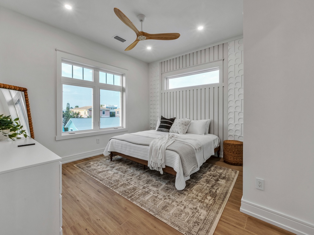 Sixth Bedroom - King