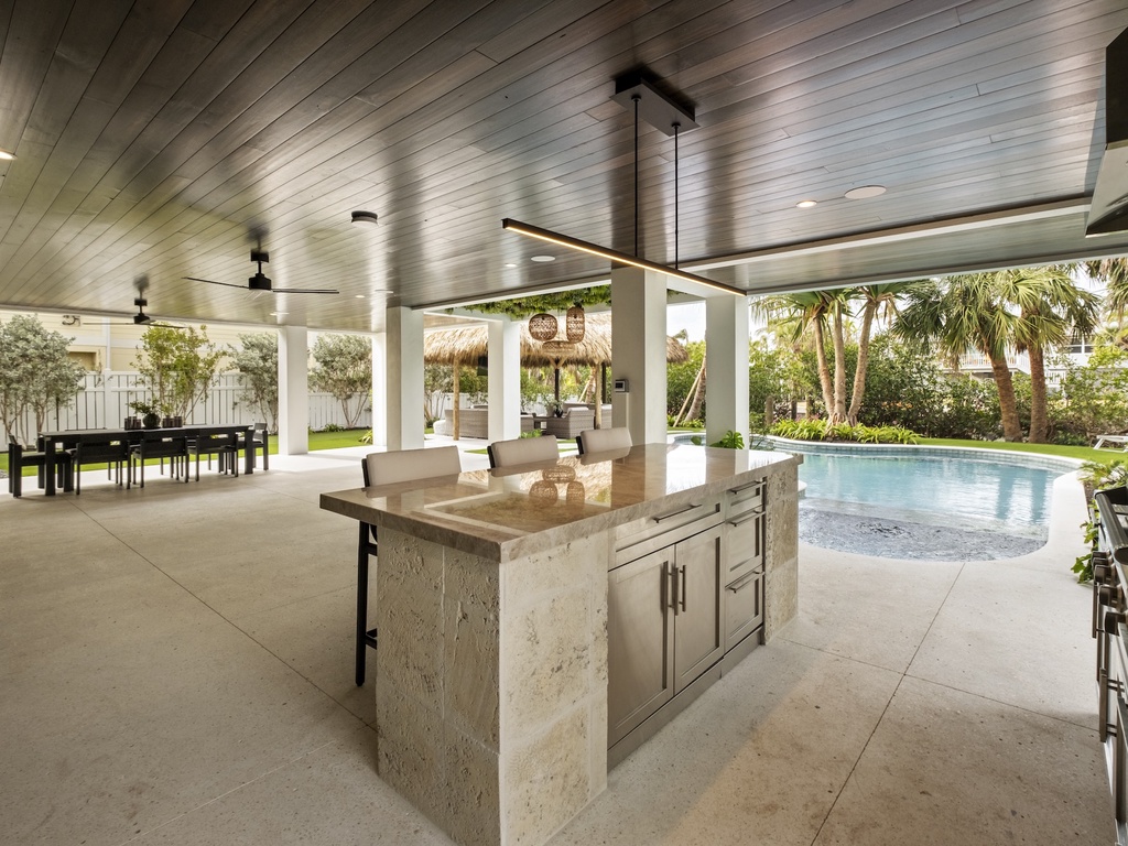 Outdoor kitchen