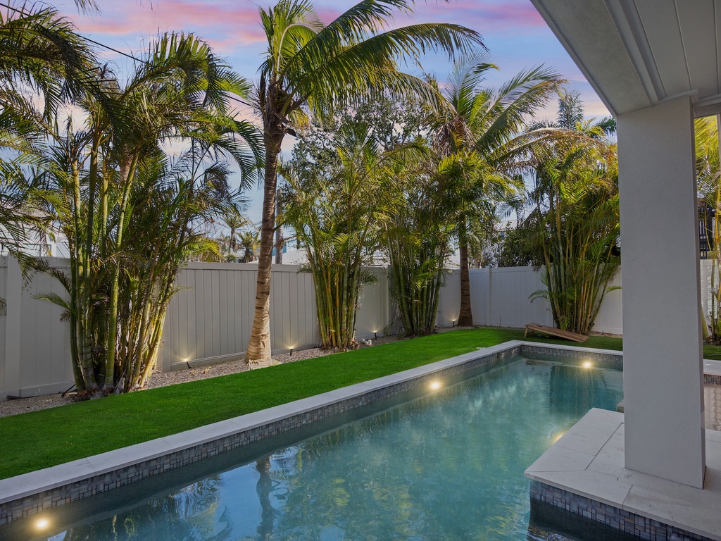 Private Pool and Spa