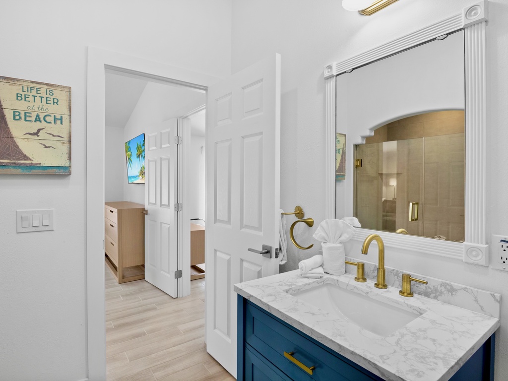 Primary Bathroom, Ensuite