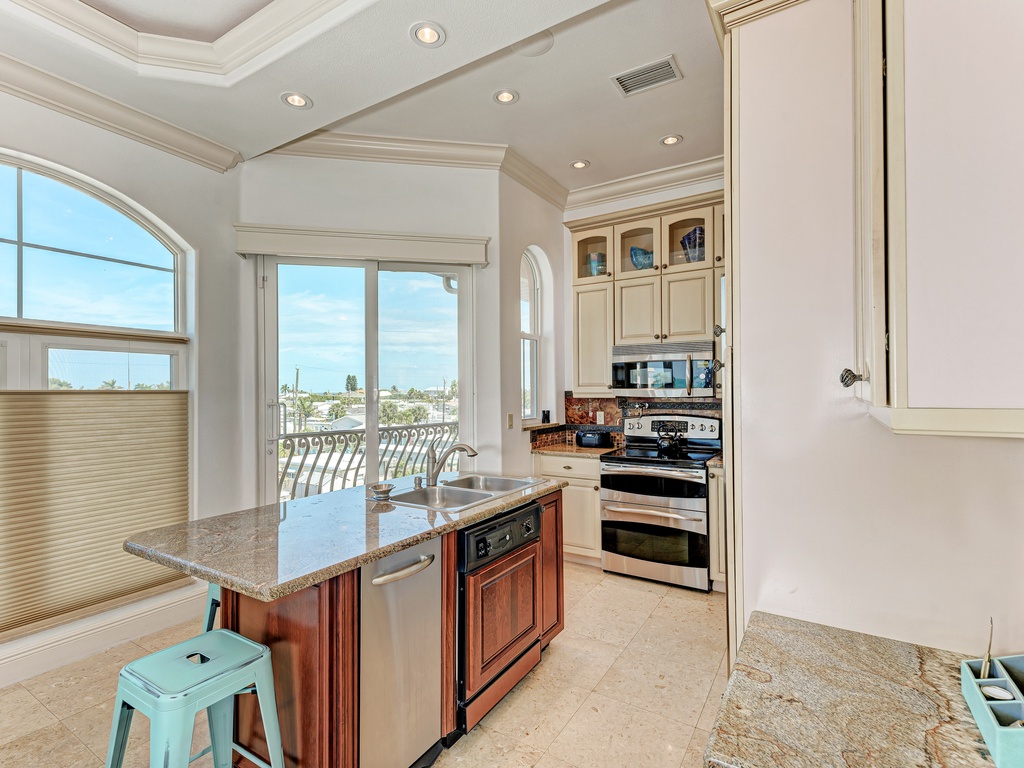 Second Kitchen