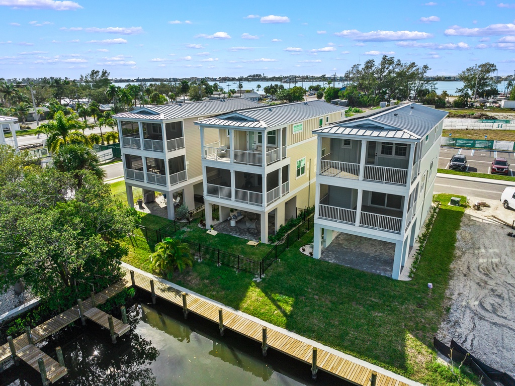 Canal Front - Water Views
