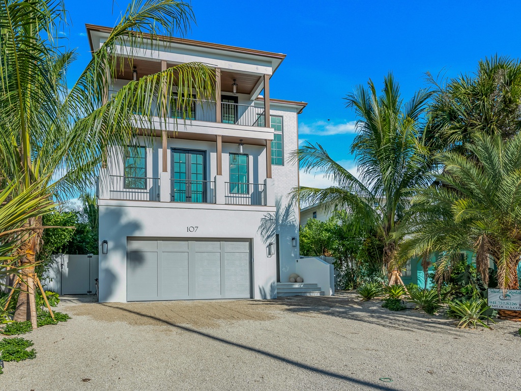 Palmetto Paradise by AMI Locals