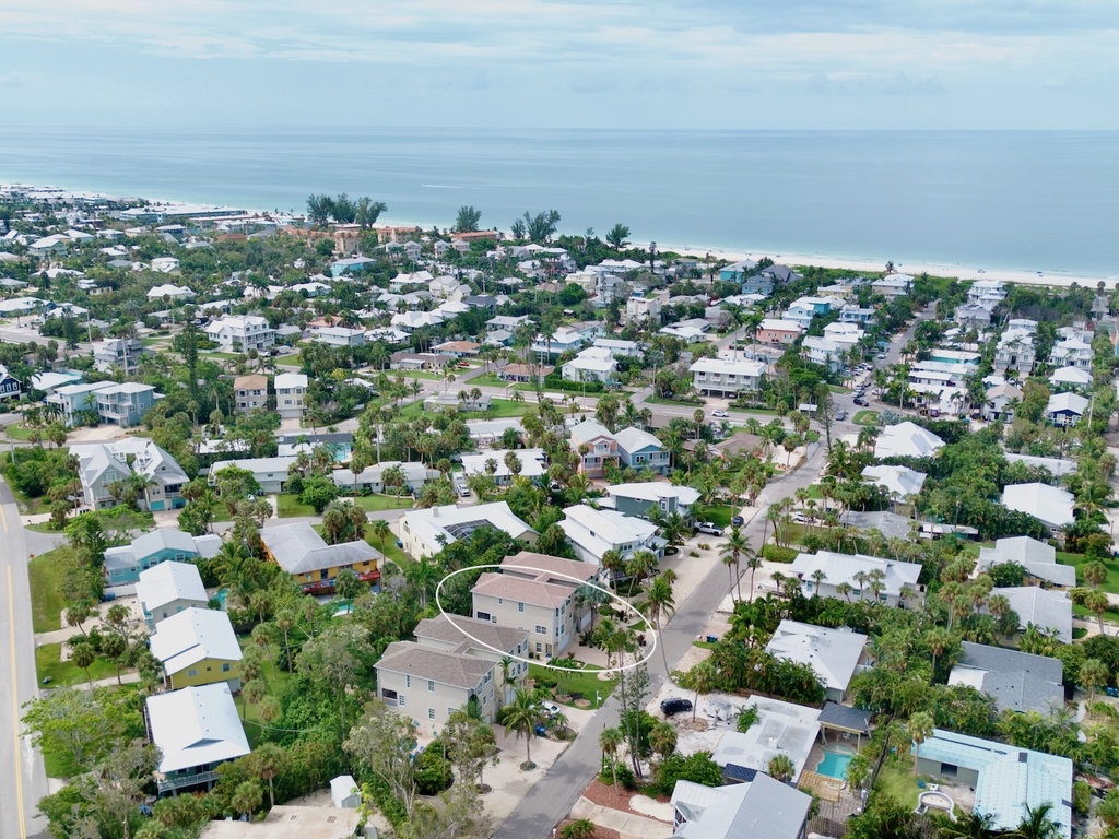 Quiet Palms by Anna Maria Vacations