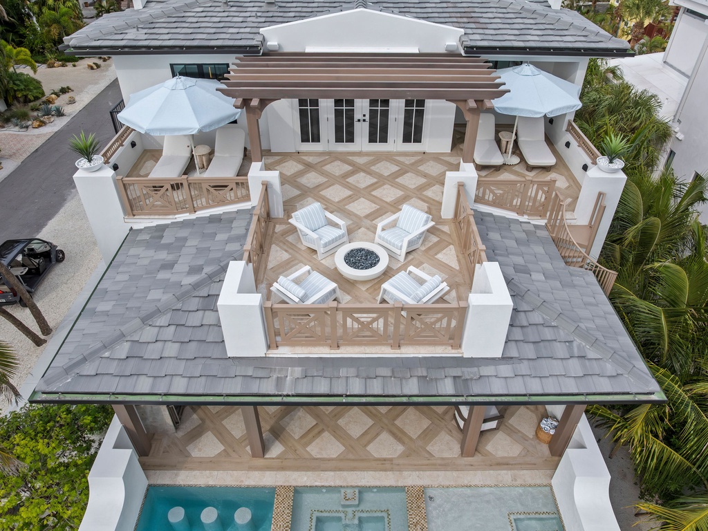 Rooftop Deck