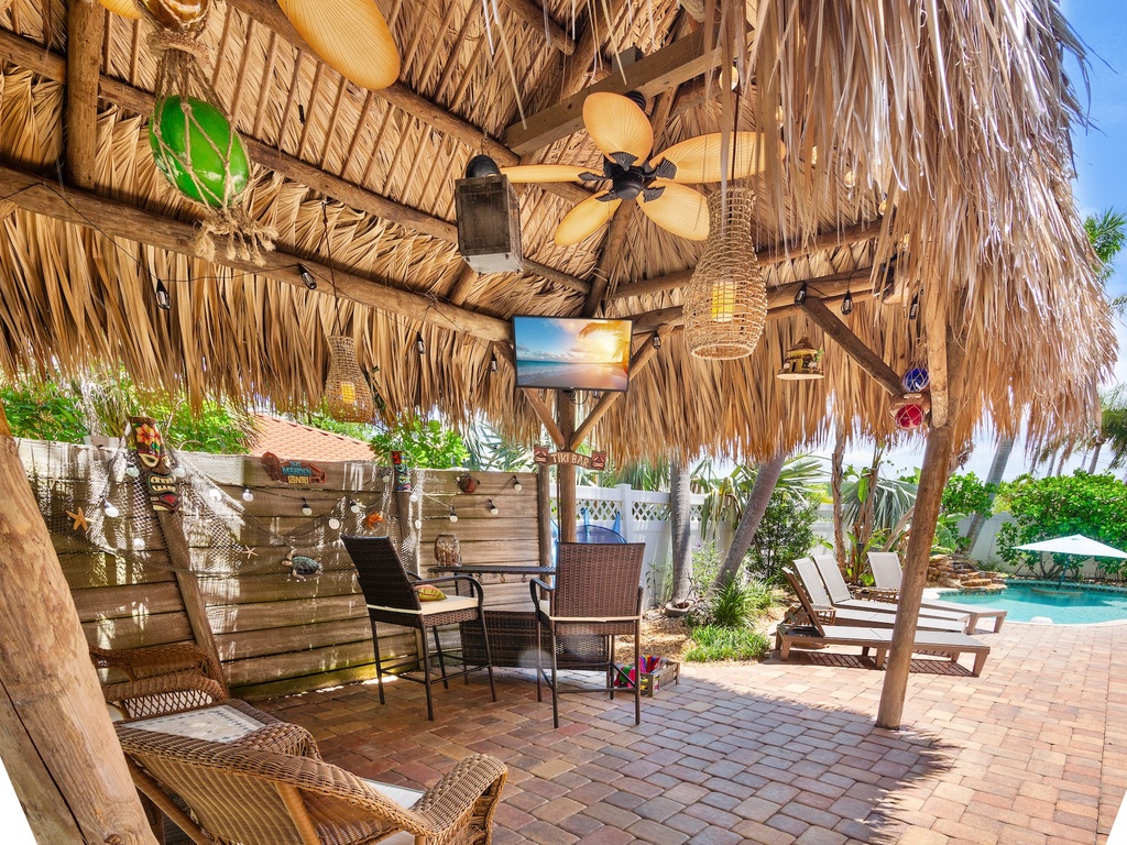 Tiki Hut Bar Area