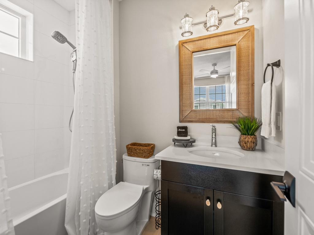 Second Bathroom, Ensuite