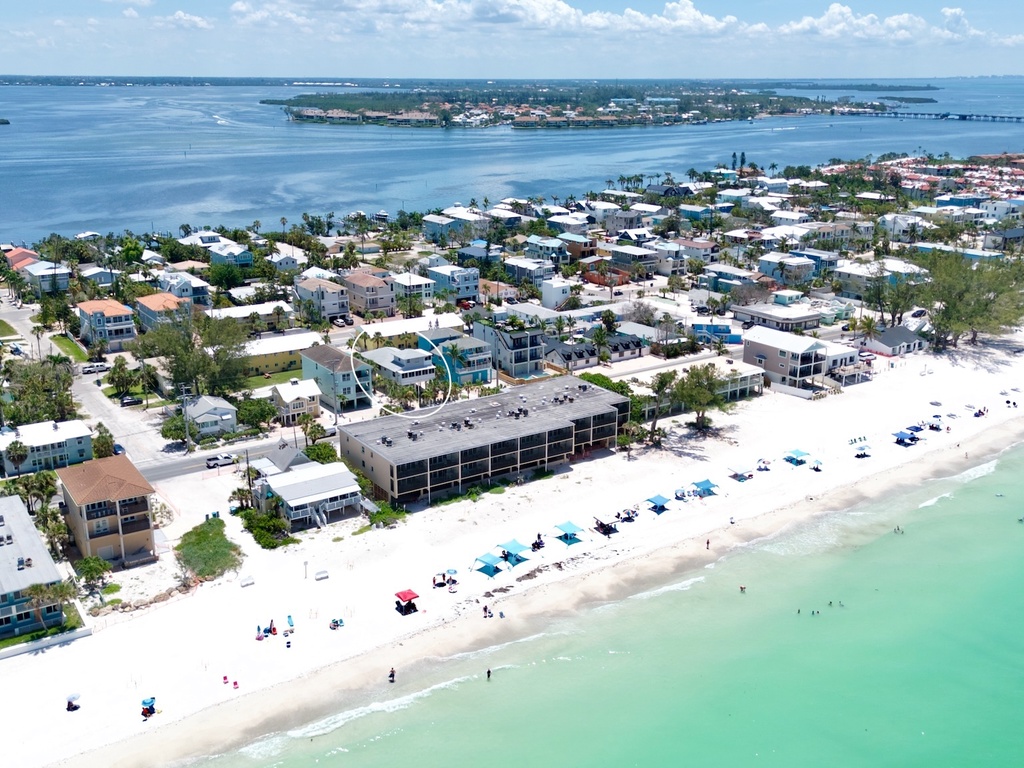 Perfect home near the shoreline