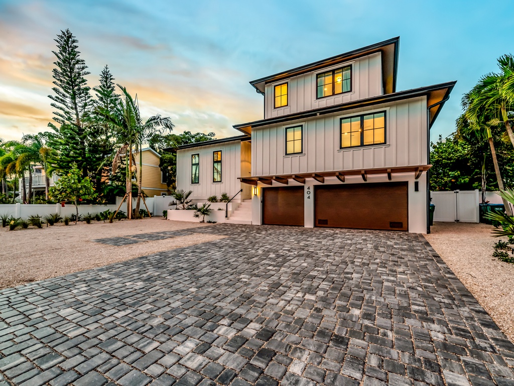 Blissful Paradise by AMI Locals