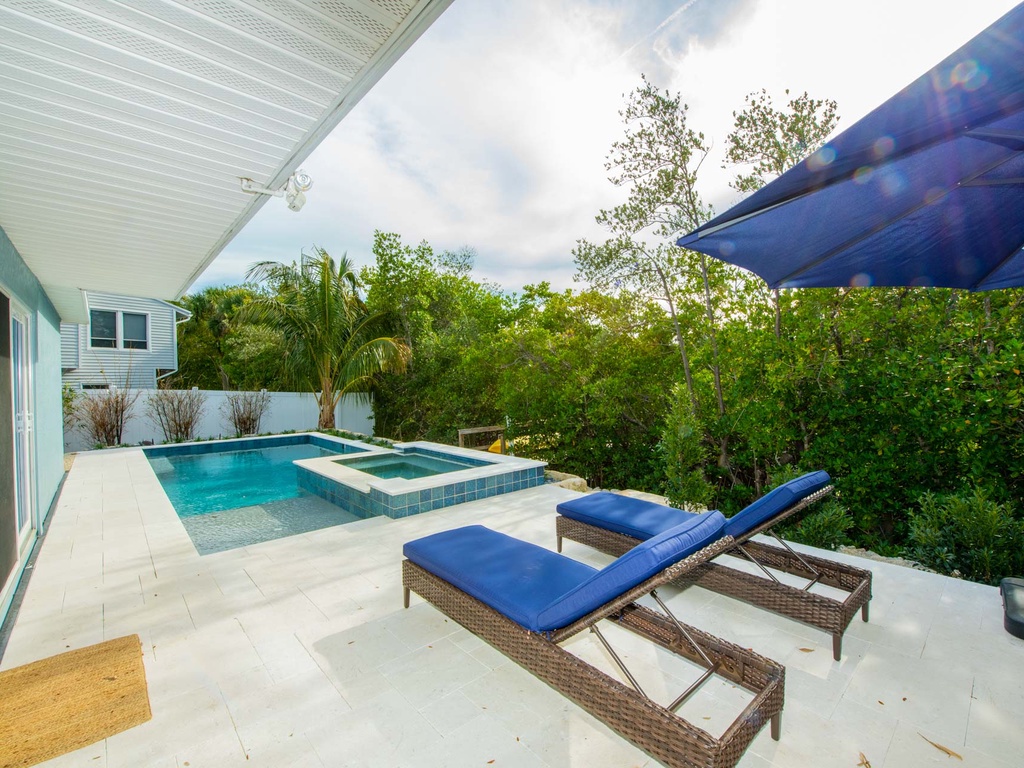 Private Pool and Spa