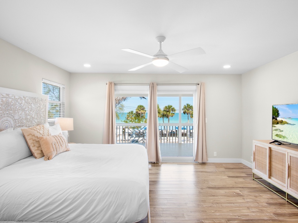 Primary Bedroom, King