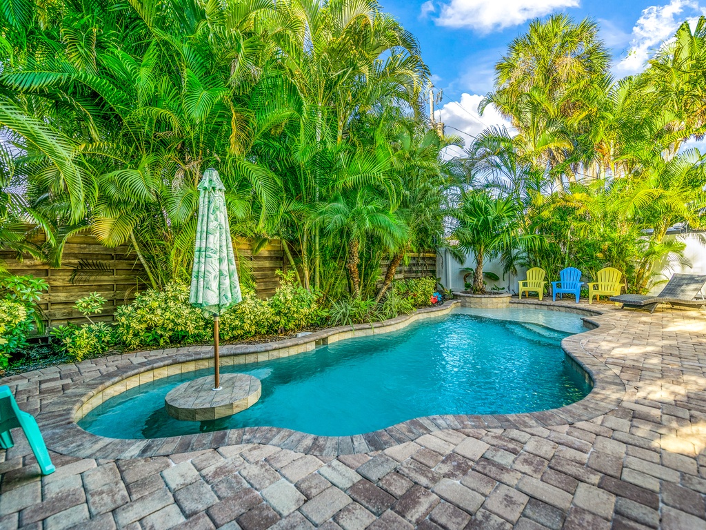 Private Pool with Bistro Seating