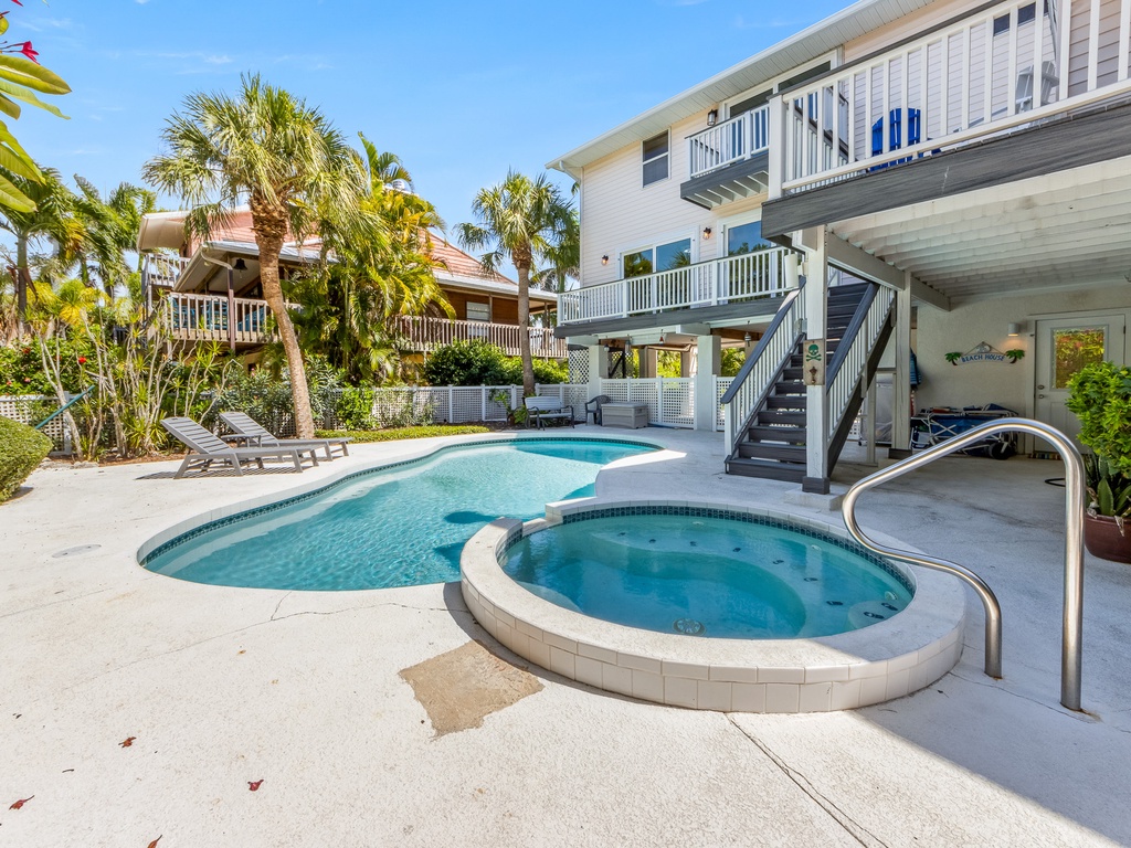 Private pool with Spa