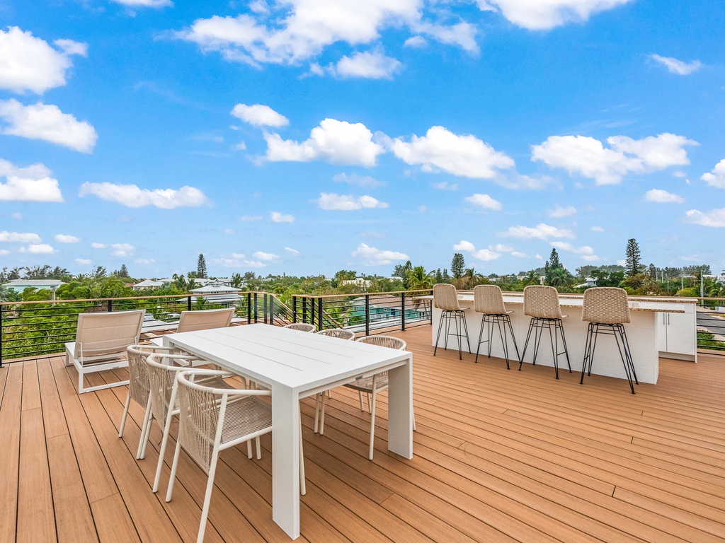 Rooftop Deck