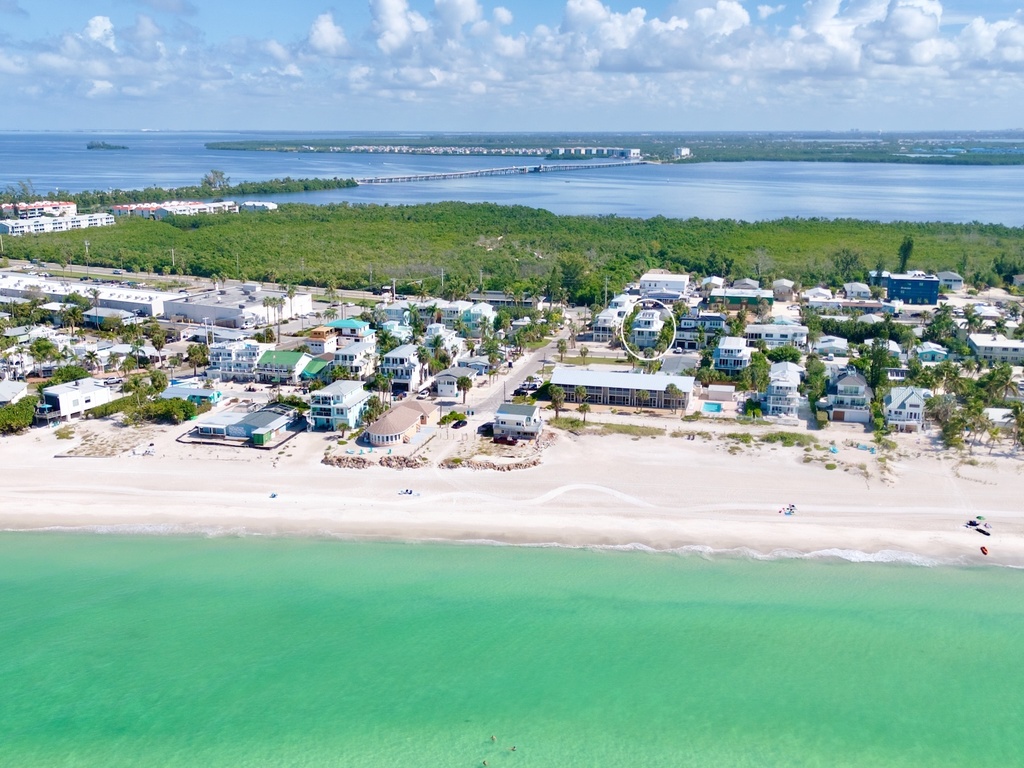 Coming In Hot by AMI Locals