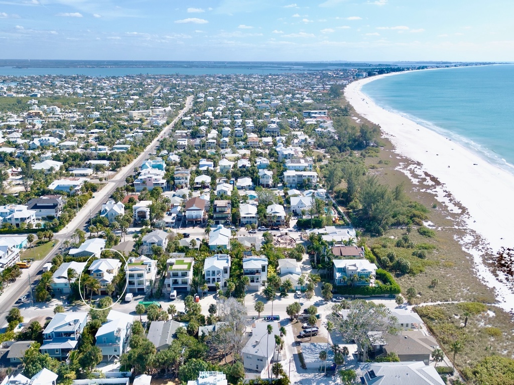 Aerial View - The Oasis at Palmetto by AMI Locals