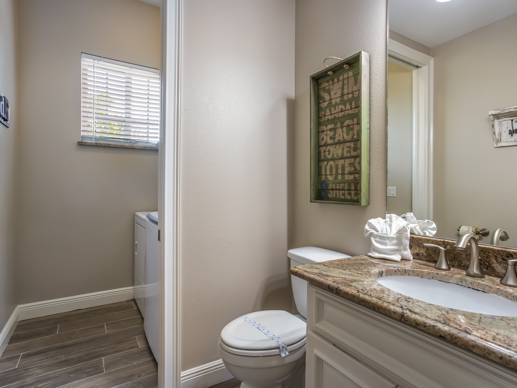 Additional Bathroom with Laundry Room
