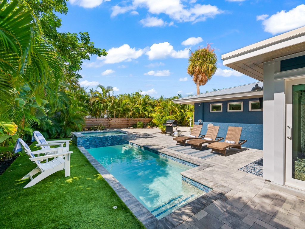 Private Pool and Spa